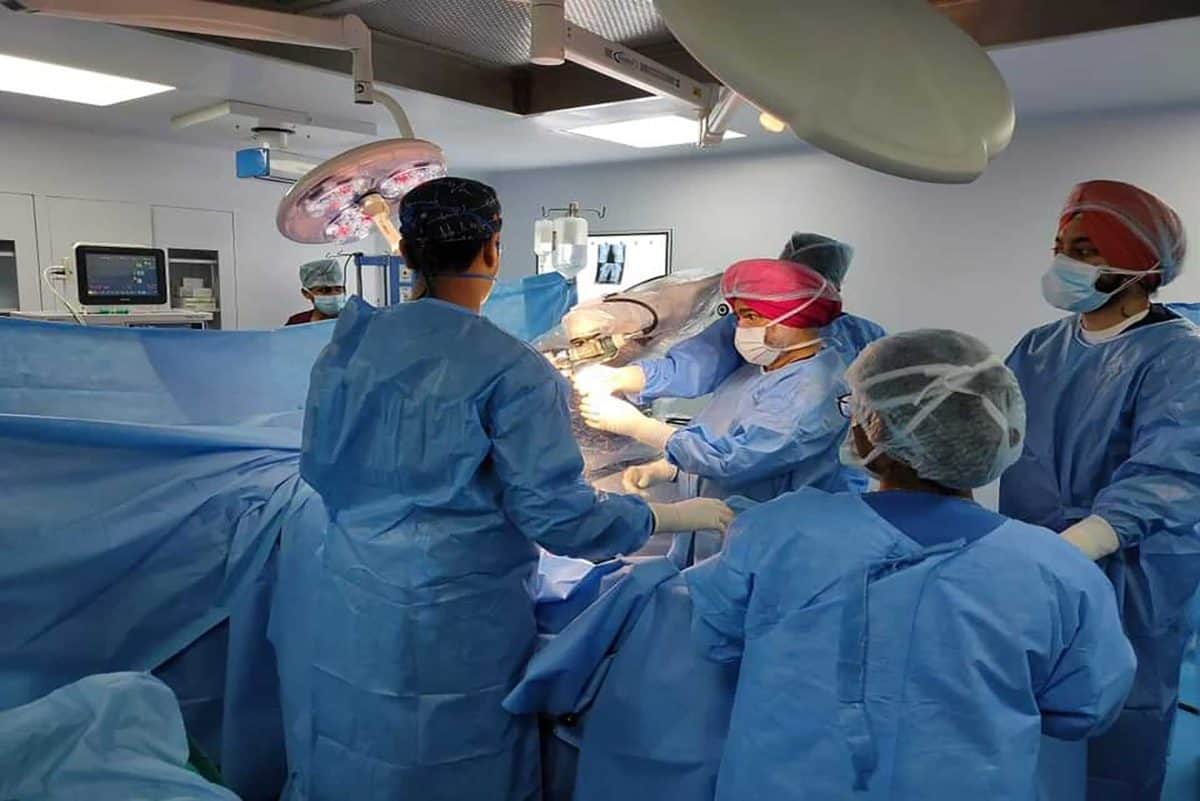 अब दर्द से राहत दिलवाने में एहम भूमिका निभाएगी रोबोटिक घुटना बदलने की सर्जरी